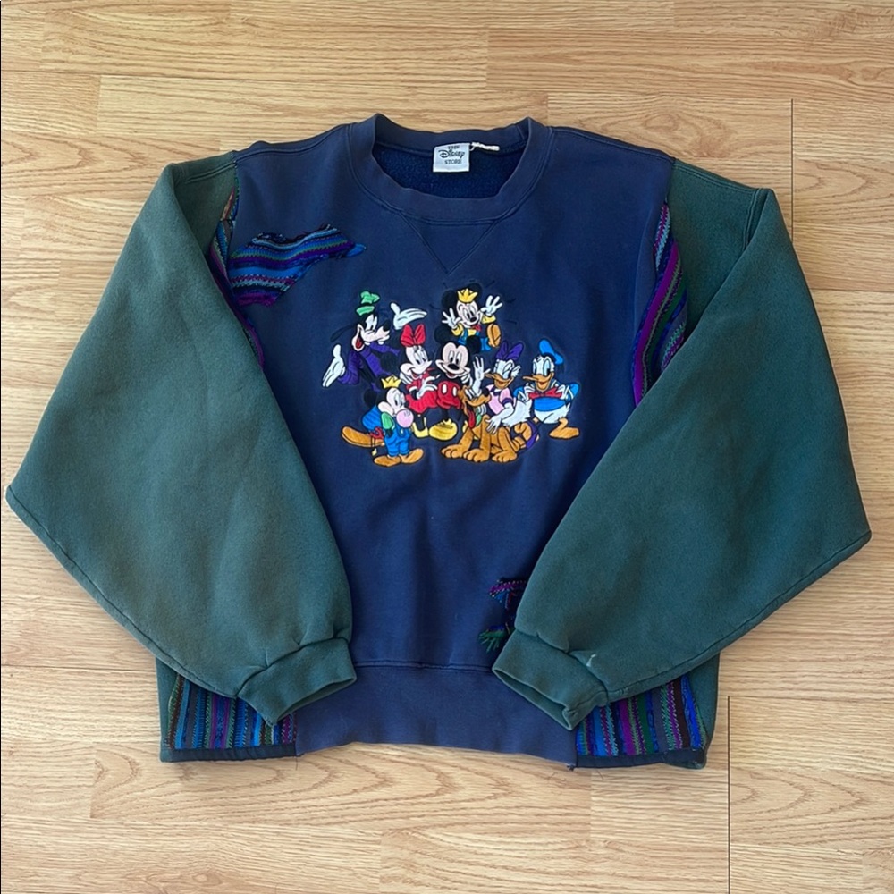 VTG Disney Reworked Crewneck (S)